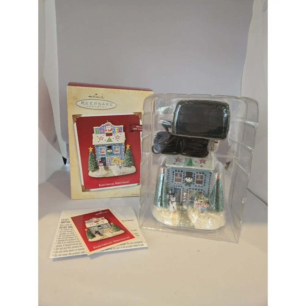 Vintage 2004 Hallmark Keepsake Ornament  
